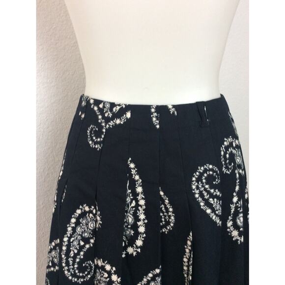 Club Monaco Skirt Pleated Paisley Print - Picture 5 of 7